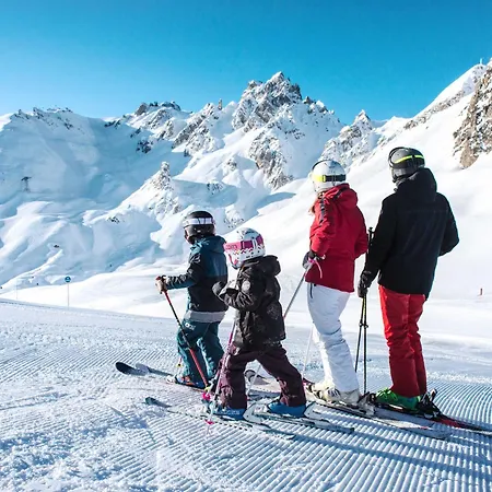 Confortable 2 Pieces + Cabine, Skis Aux Pieds, 5/6 Pers. - Fr-1-182a-4 Apartman Courchevel